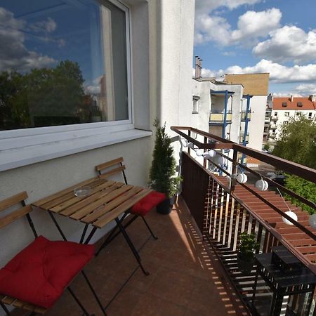 Ferienwohnung Apartament Rosso Thorn Exterior foto