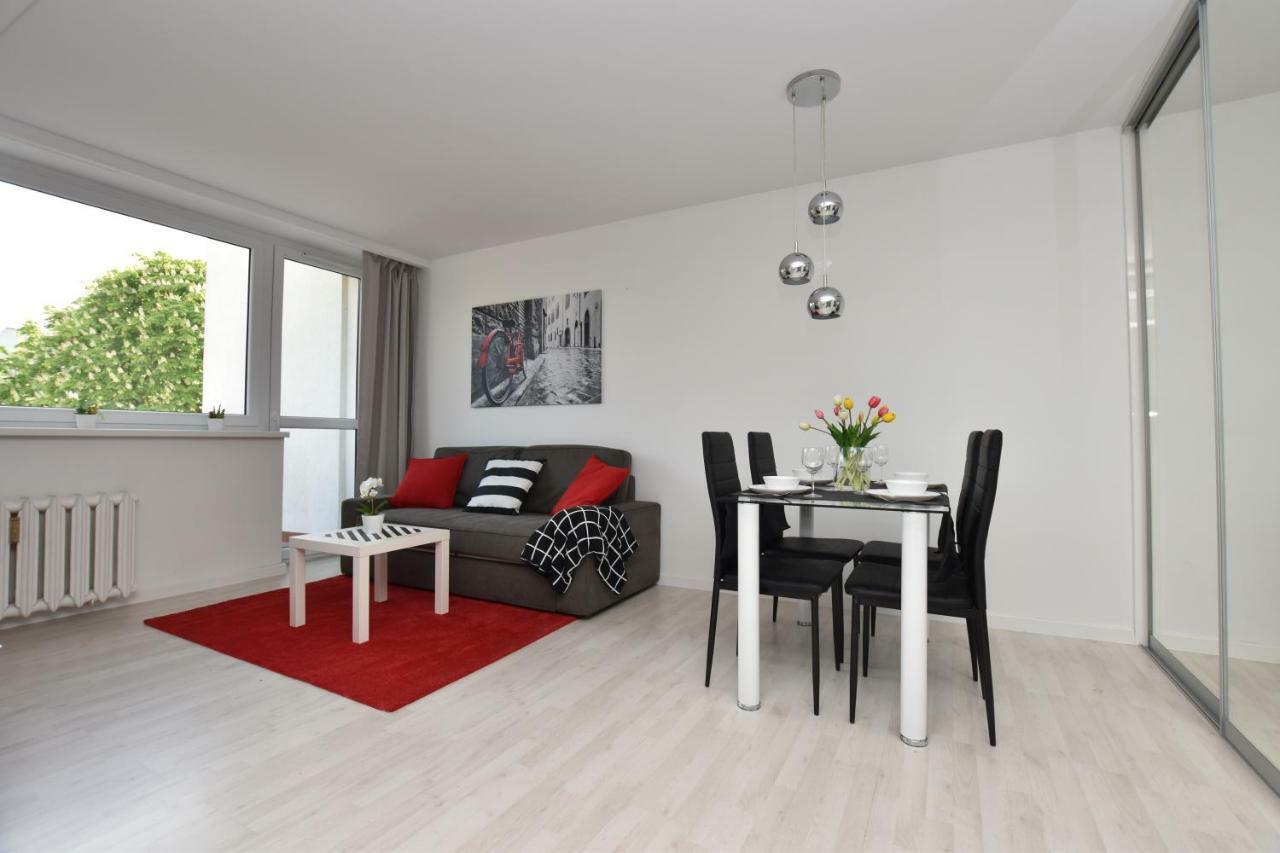 Ferienwohnung Apartament Rosso Thorn Exterior foto